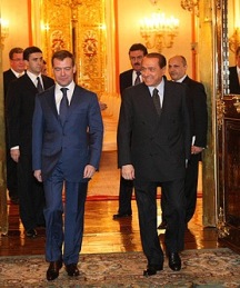 Medvedev e Berlusconi a Mosca